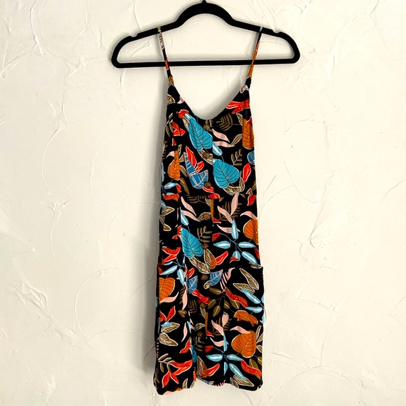 Garage dress - Picture 1 of 1